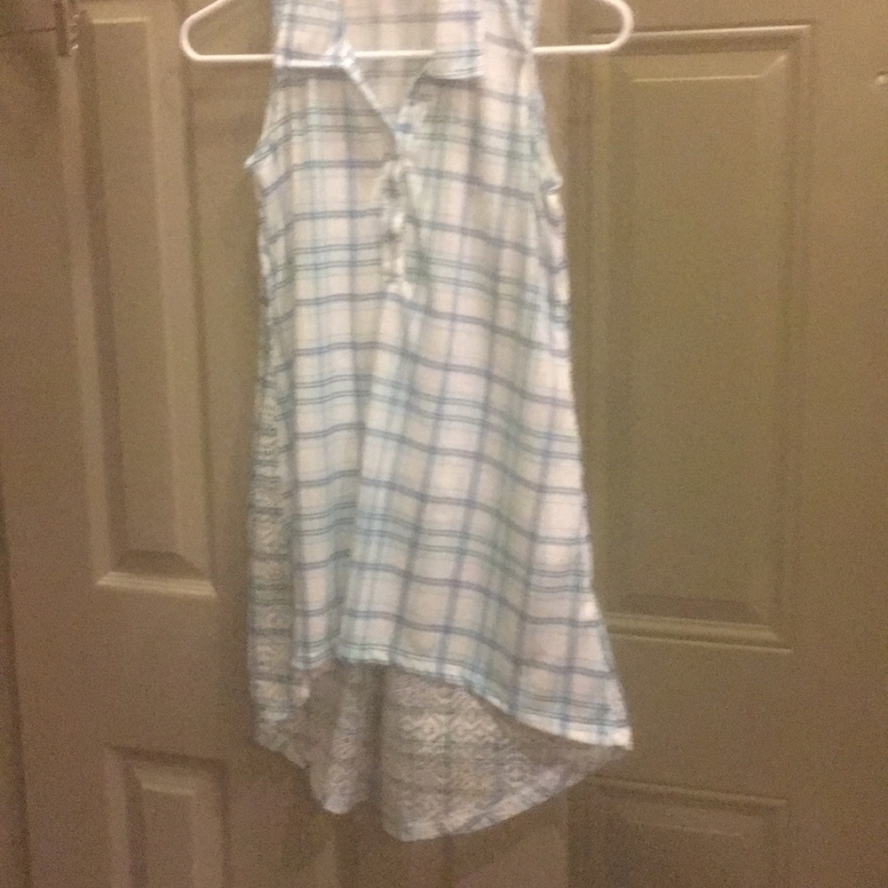 NWT French Laundry sleeveless, high-low top.
